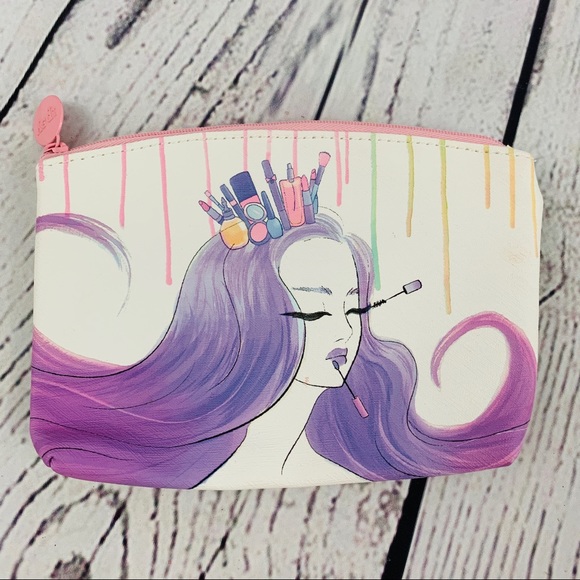 ipsy Handbags - IPSY make up bags bundle and save! Makeup queen